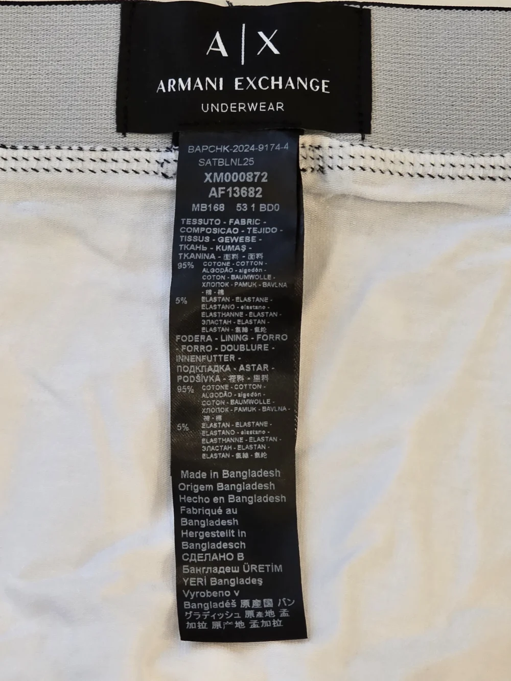NWT Armani Exchange Men's Medium White Boxer Briefs with Black Logo Waistband